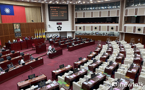 台北市正副議長選情》戴錫欽、葉林傳出線機會高 第三大黨民眾黨投票意向受矚目