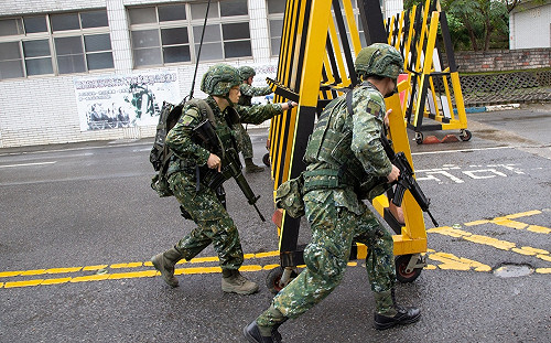 12/1口罩禁令鬆綁！國防部：配合調整確保戰力