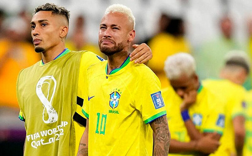 世足／內馬爾淚灑球場 比利感性鼓勵：你是許多人的靈感