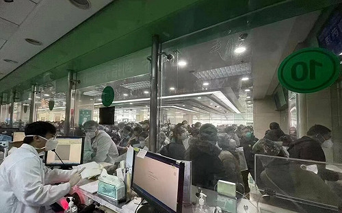 (影) 習近平防疫政策被逼急轉彎 專家 : 體制崩塌、確診數爆發才剛開始....