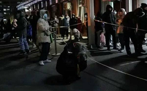 北京目前只有50例重症？快要清零? 他：封城大臣是勞民傷財的瞎折騰嗎？ 