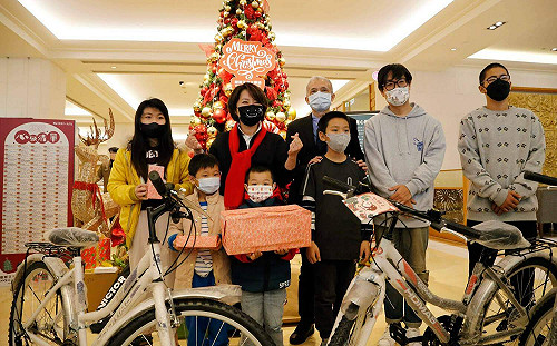 嘉義耐斯大飯店寒冬送暖 送出500份聖誕禮物