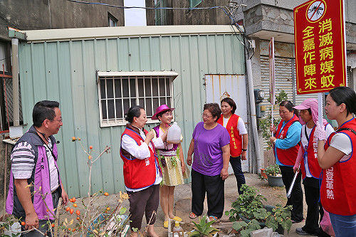 防治登革熱 張花冠打趣要小朋友做三坏蚊