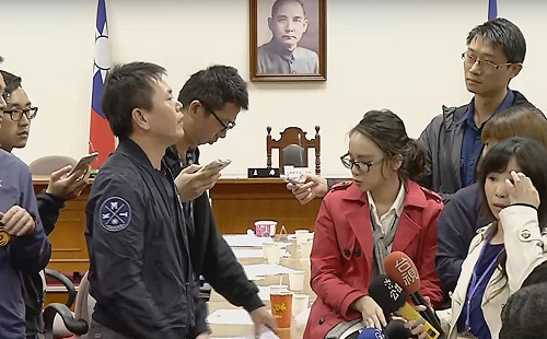 藍年改方案出爐  下周三併審