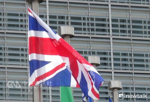 522票:13票 英國會壓到性通過提前大選