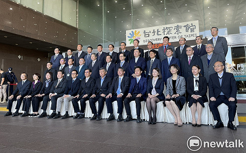 卸任倒數!副市長今率一級政務官總辭 柯文哲盼新團隊一棒接一棒