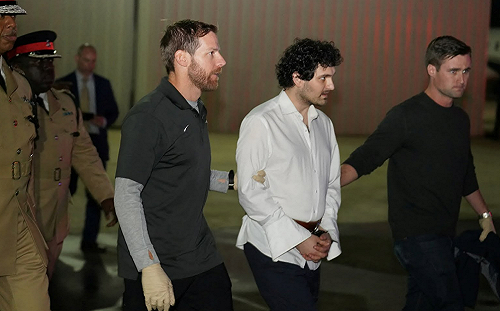 FTX 創辦人已經引渡回美 恐面臨115年刑期 兩共犯皆已認罪