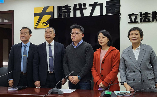 兵役延期讚邱國正有擔當！邱顯智喊：我也要去教召