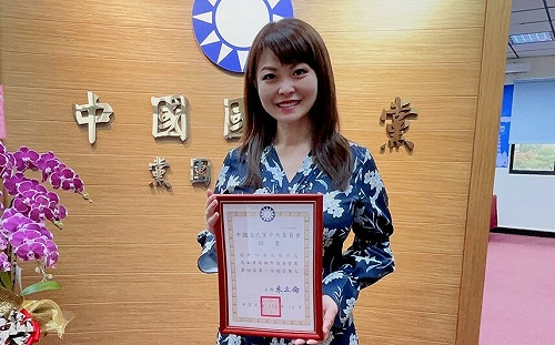 陳美雅總召第一戰  高市議會8委員會召集人搶下5席