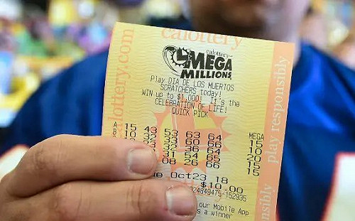 美國兆彩頭獎還沒被抱走 新年最大獎累積逾243億