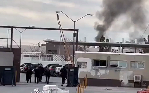 囂張匪徒! 墨西哥武裝分子乘裝甲車襲擊監獄 致14死24囚犯越獄 