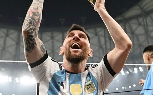 梅西高舉的大力神杯是假的? 外媒曝這烏龍事件....