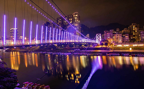 新春兔年「毫」運到 新北碧潭桃符喜迎春 