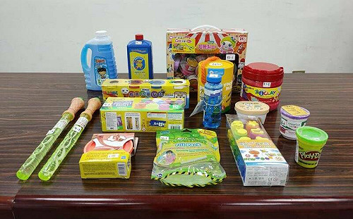 家長注意！4液態玩具抽驗不合格 消保處：1生菌數超標達46倍