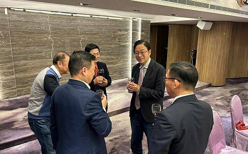 藍議員舒翠玲護航張善政「滴酒不沾」 考古「張善政聚餐史」瞬間打爆臉