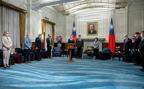 32年前蘇聯入侵 立陶宛議員邀蔡英文一同為罹難者默哀 