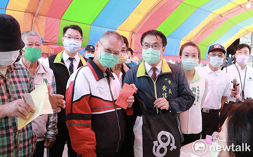 趙子龍文化協會佳里寒冬送暖  黃偉哲感謝關懷弱勢