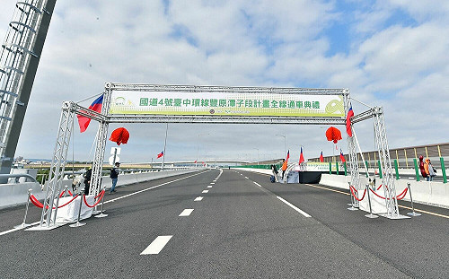 (影)歷經6年！蘇揆：過年前給台中一條更快速、方便回家的路