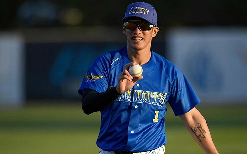 陽岱鋼生日快樂！休息室看到狐狸