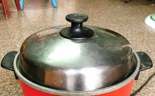 電鍋煮飯只丟地瓜？丟1物飯香Q甜炸