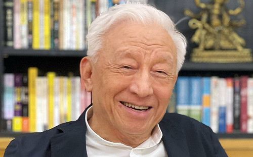 曹興誠指遭政論節目5人惡意誹謗 公開｢新加坡國籍放棄證明書｣打臉!