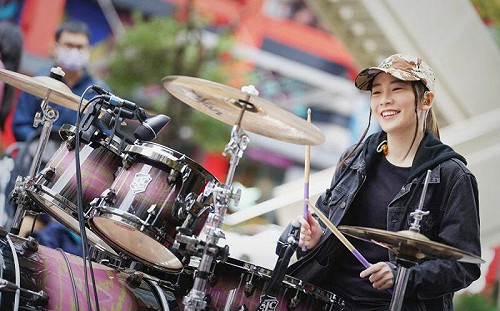 羅小白不現身信義區？她曝背後原因