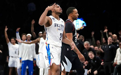 Kyrie Irving離隊　籃網末節崩盤