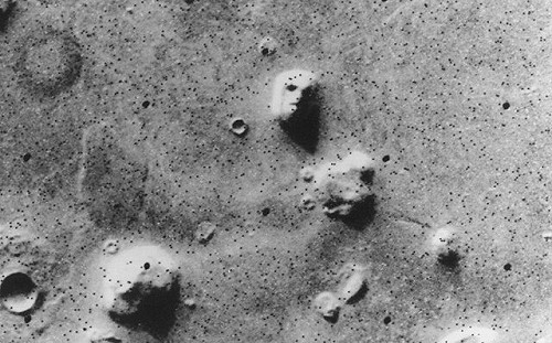 為何太空星球中常可見人臉、X光圖像?  科學家 : 人類有「空想性錯視」!