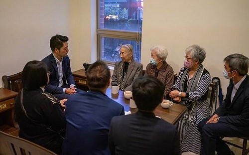 蔣萬安會見二二八受難者家屬 蔡詩萍：感覺得出他內心深處百感交集