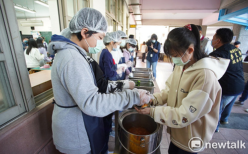 桃市國中小免費營養午餐昨上路 2國小沒跟上