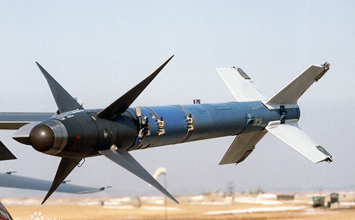 美軍承認首枚響尾蛇飛彈沒打中休倫湖｢不明物體｣  專家 : 已是最合理選擇