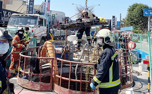 龍舟國手跌入下水道水井身亡 母質疑警示燈不亮