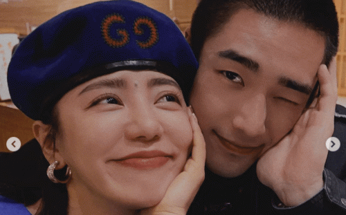 丁噹單身多年突曬小鮮肉「親密合照」網爆動狂賀