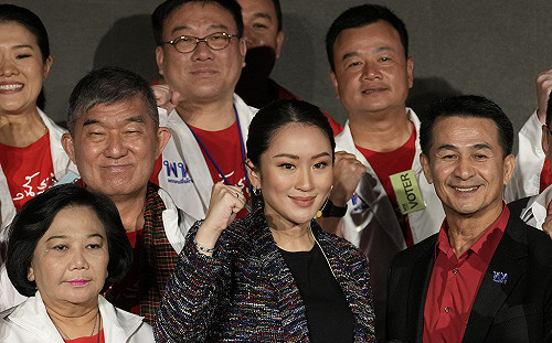 塔克辛的復仇! 泰前總理女兒抱孕肚宣戰2023大選 民調遙遙領先