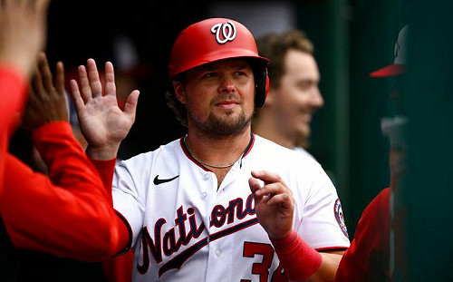 全壘打王風光不在 淪落到小聯盟約