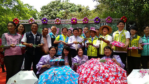 賞桐花聽客家山歌 台中 、彰化齊慶桐花祭