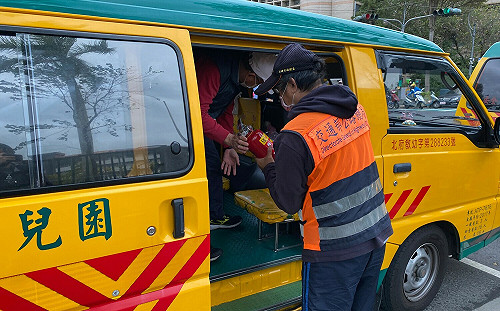 新北學幼童車擴大聯合稽查 查獲違規率達50％