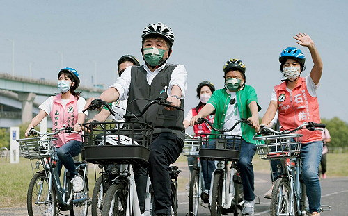 1200元月票藍營搶功？陳時中不分黨派：人民得利就好