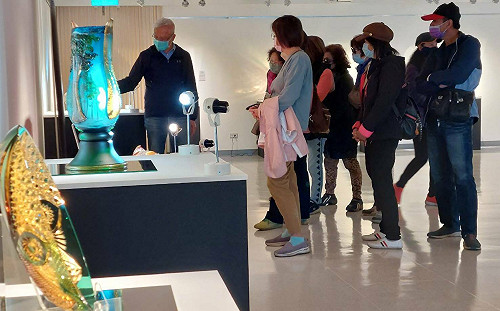 日本國寶級玻璃工藝大師黑木國昭  高雄展出一甲子創作