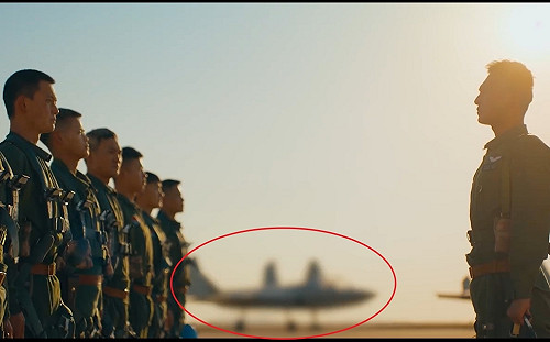 中國版「魚鷹」將問世？解放軍招募片「朦朧」亮相 他引經據典猜測是它…