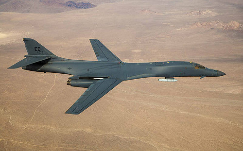 兩架美軍 B-1B 轟炸機在波羅的海遭俄機攔截 白宮證實有「互動」