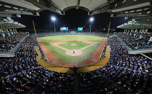 (影)台灣隊睽違十年奪經典賽勝利！ 11比7擊垮義大利終止跨屆7連敗