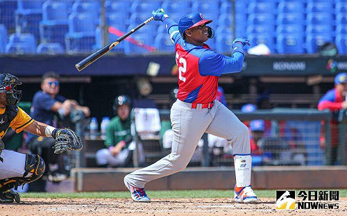 古巴飛彈還在調時差 頻受傷認倒霉