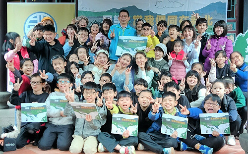 新北培育500位閱讀故事志工 到校巡迴說演故事