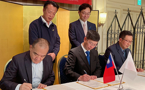 台日業者農產合作拍板定案  翁章梁見證合作備忘錄簽署