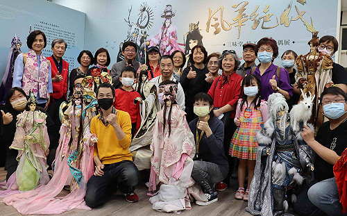 70尊三昧堂精工戲偶輪番上陣 　新北Cosplay與偶同樂