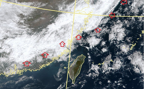 口罩戴好！鄭明典曬衛星圖：未來幾天台灣落塵量增加