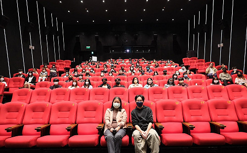 《悲情城市》電影學生限定場近百人參與  高學盟：一起守護美麗的島嶼