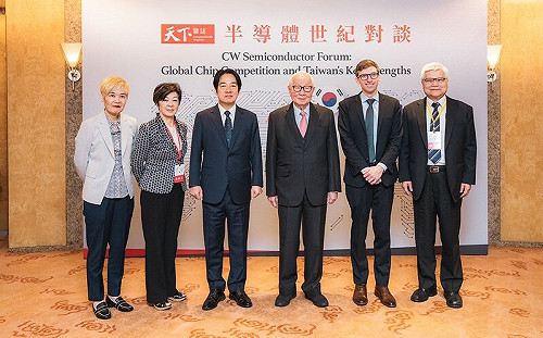 張忠謀揭台積電祕辛  「當時李國鼎是唯一相信他的人」 