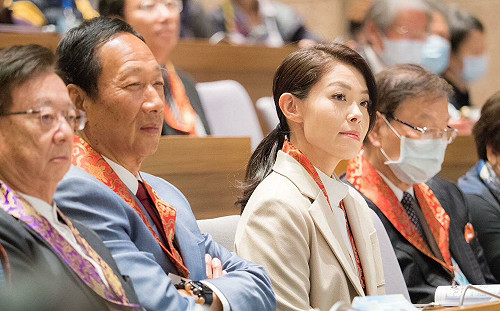 郭台銘被追問2024 反要高虹安「把棒球場修好」